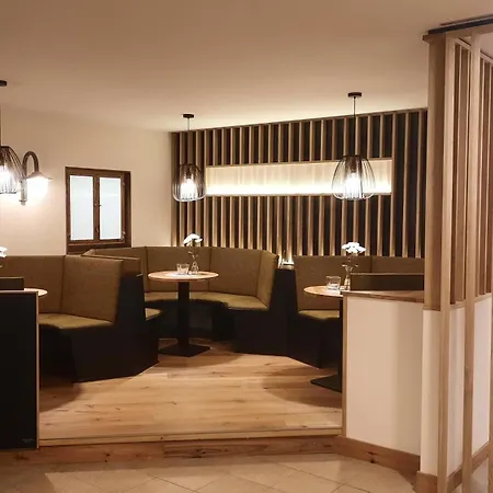 Euroville Jugend- Und