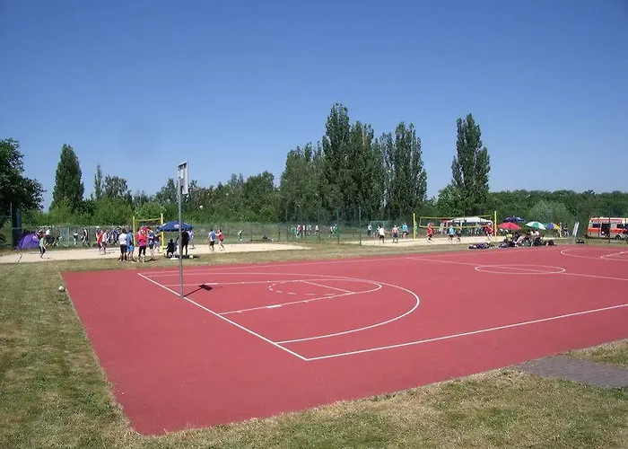 Hotel Euroville Jugend- Und 2*